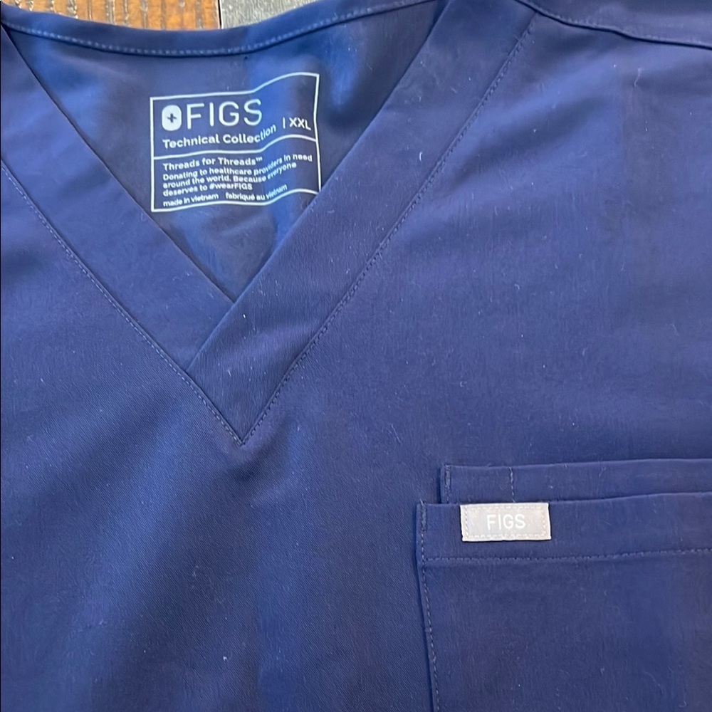 Navy Blue FIG Scrub Top - Lot of 4 - Picture 3 of 5